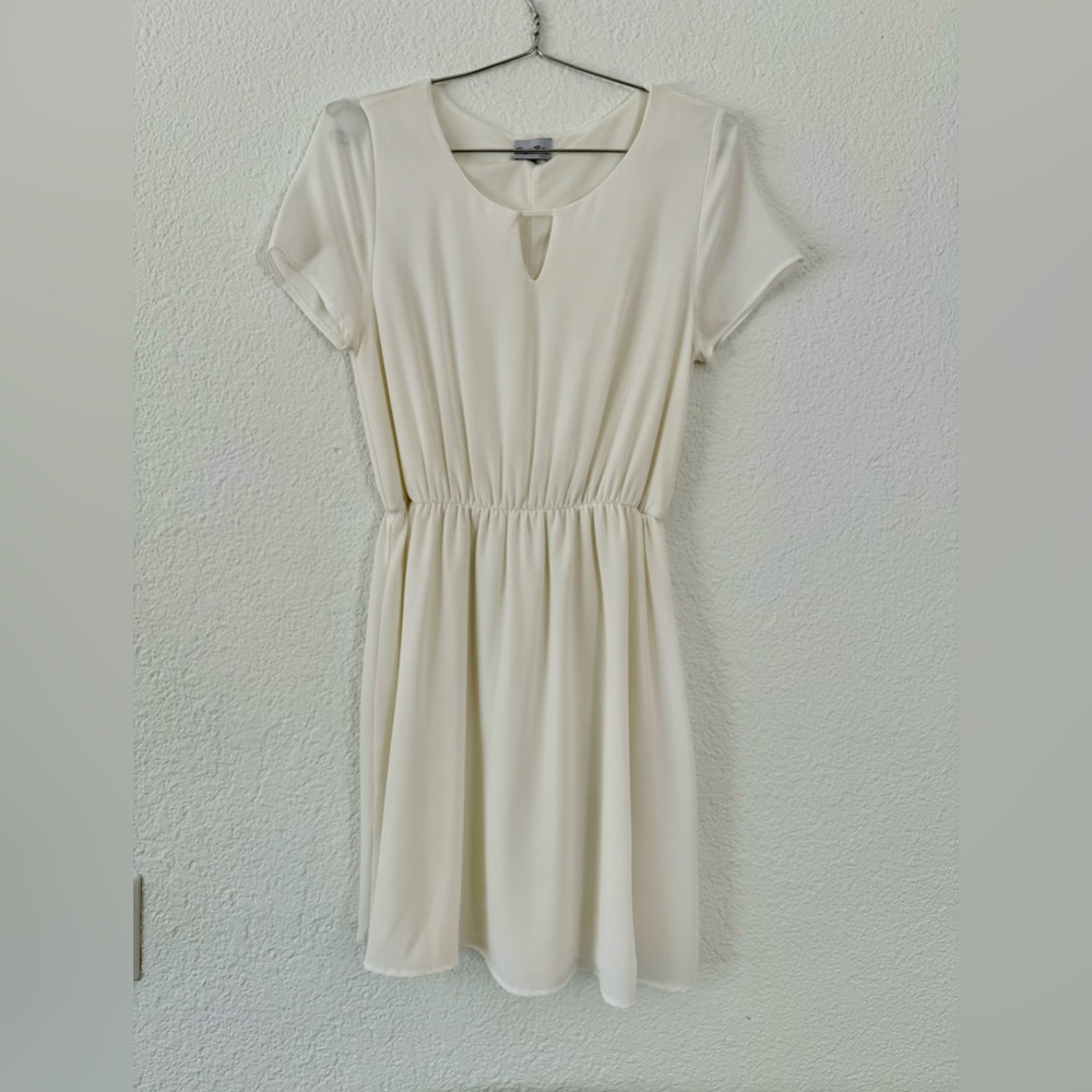 Ruffled short sleeve white dress
